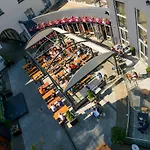 Scott's Hotel