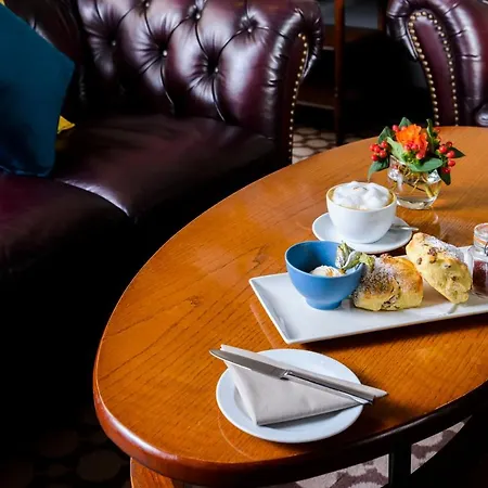 Hotel Scott's 4*
