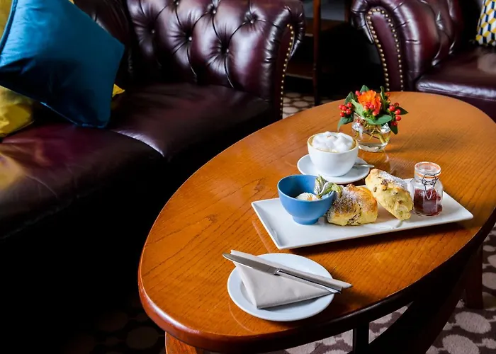 Отель Scott's 4*