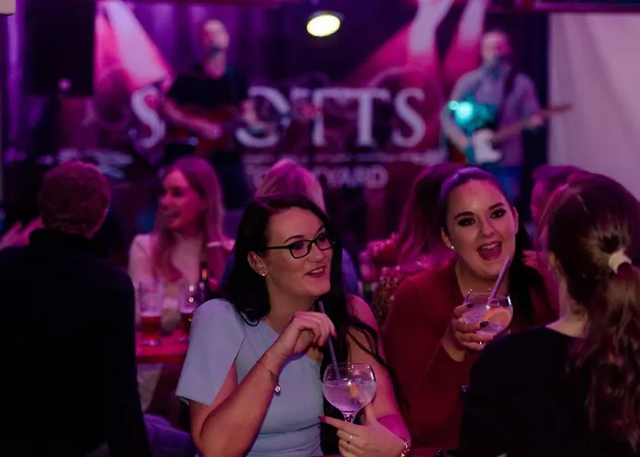 Scott's Hotell Cill Airne